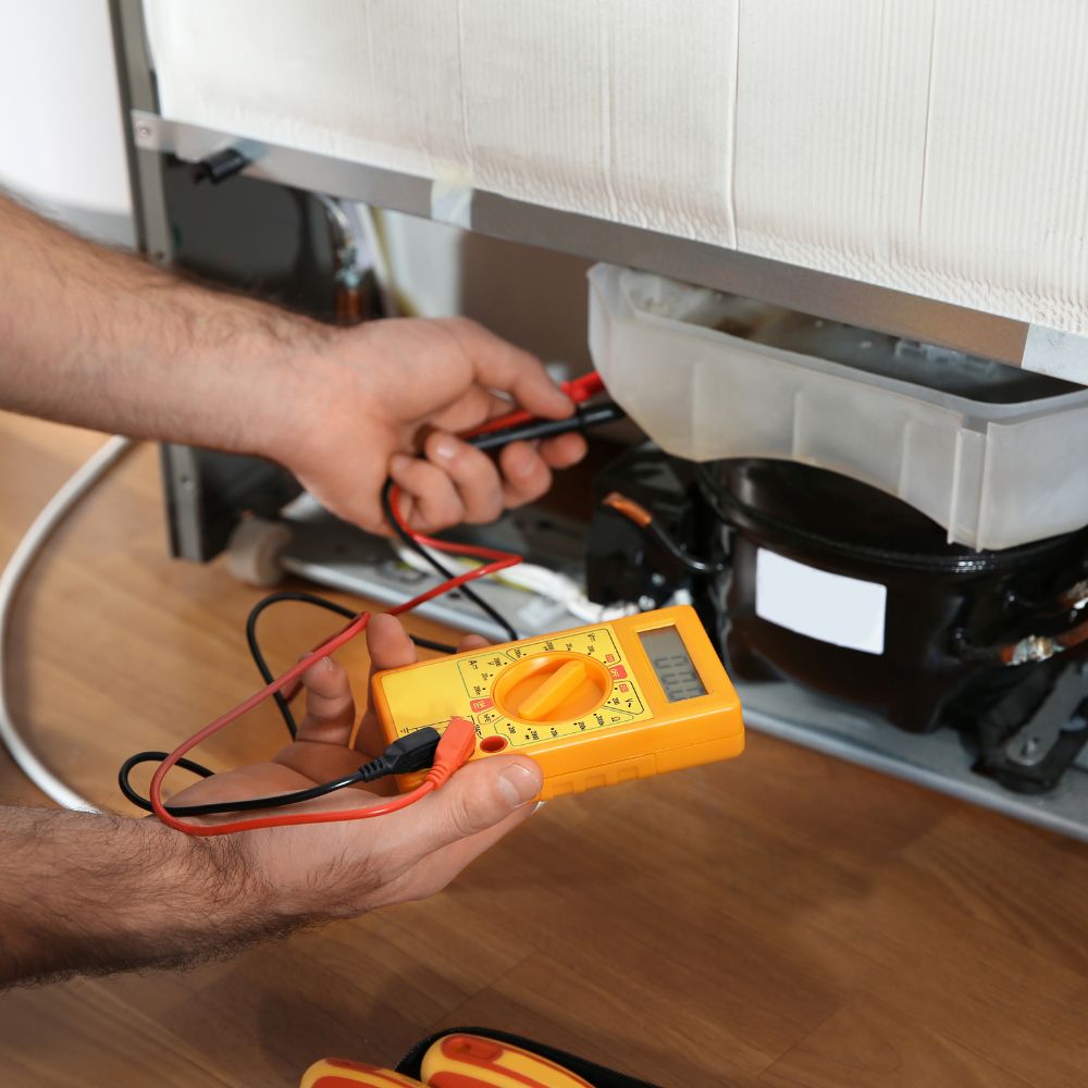 electric-technician electric-technician